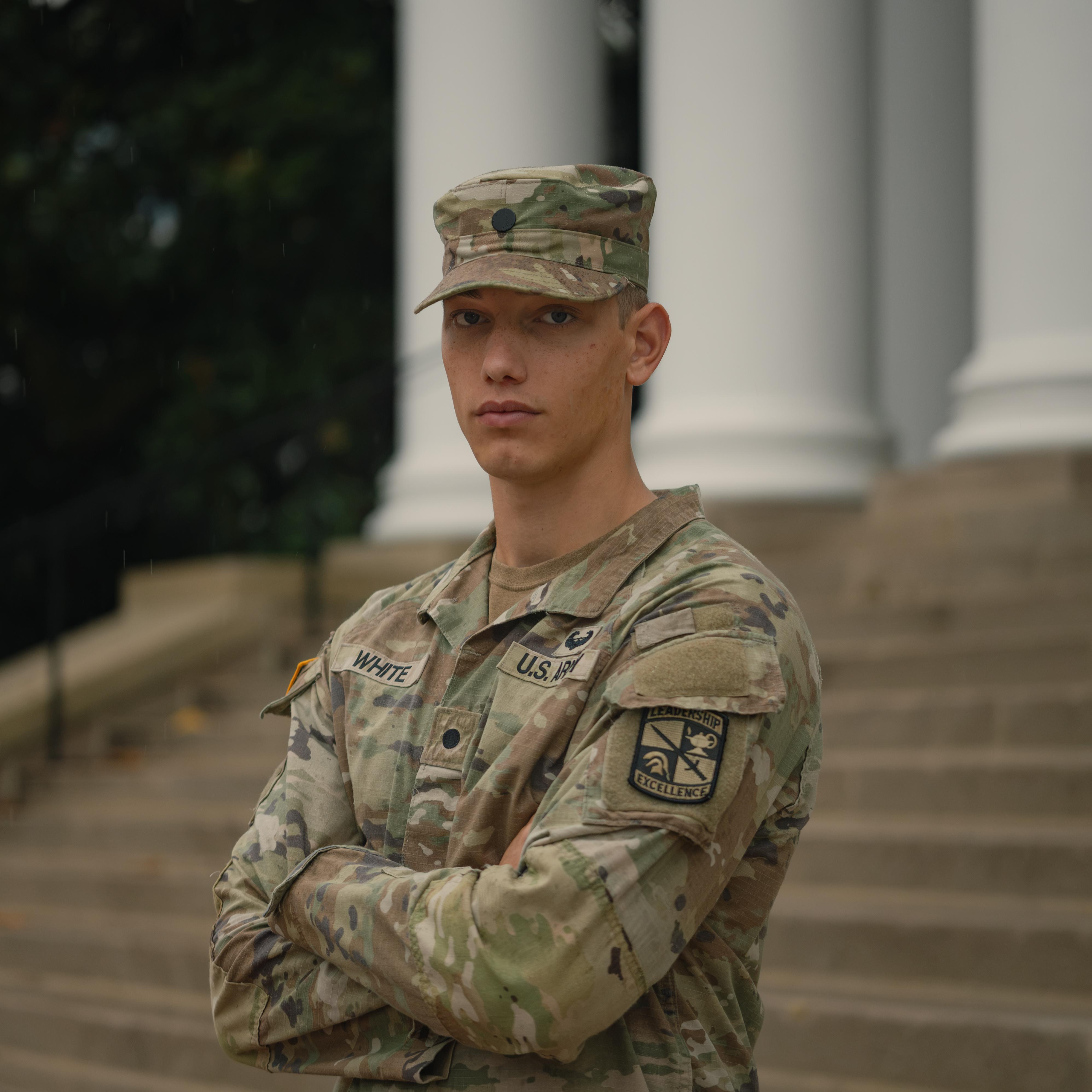 Portrait of S4 - c/CPT White